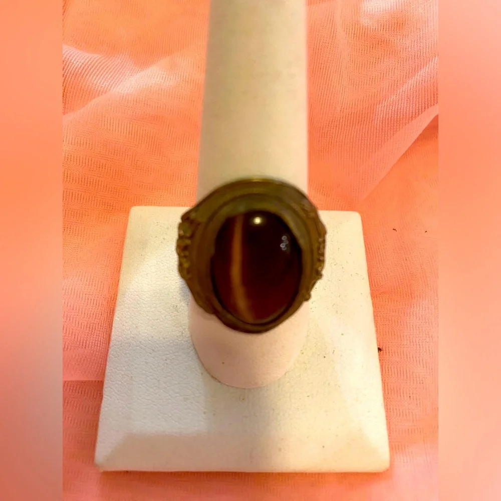 VINTAGE TIGERS EYE GENTELMANS RING - Picture 6 of 6